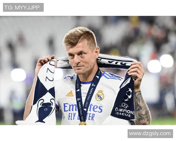 克罗斯领衔德国足球新篇章展望未来赛事与个人成就的辉煌旅程 克罗斯领衔德国足球新篇章展望未来赛事与个人成就的辉煌旅程