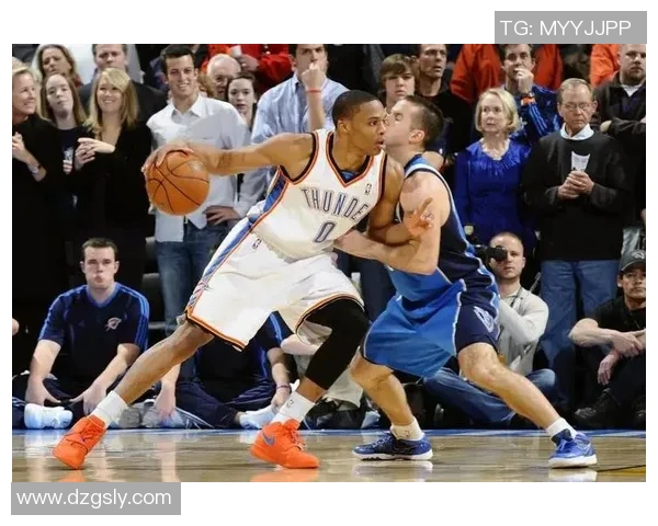 火箭队与雷霆队激战八月二十精彩对决回顾与分析