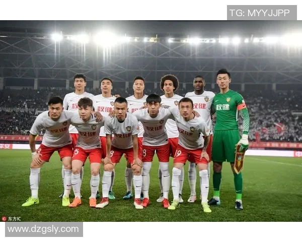 重温经典对决权健与恒大激战回顾与精彩瞬间分析