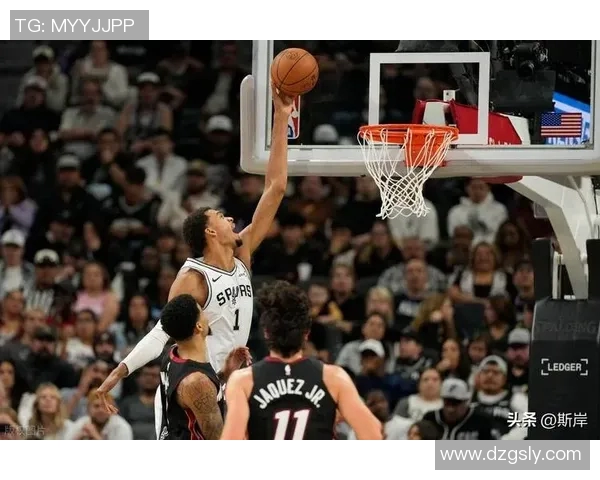 马刺与雷霆激情对决现场直播全程回顾与精彩瞬间分析