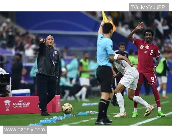 中国与卡塔尔足球对决精彩文字直播全程回顾与分析 中国与卡塔尔足球对决精彩文字直播全程回顾与分析