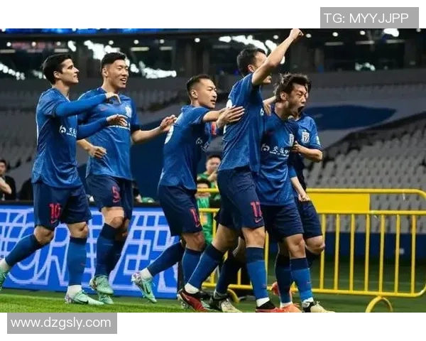 恒大与国安激战正酣文字直播全程回顾精彩瞬间与战术分析